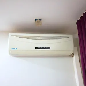 Отель Bonica ***